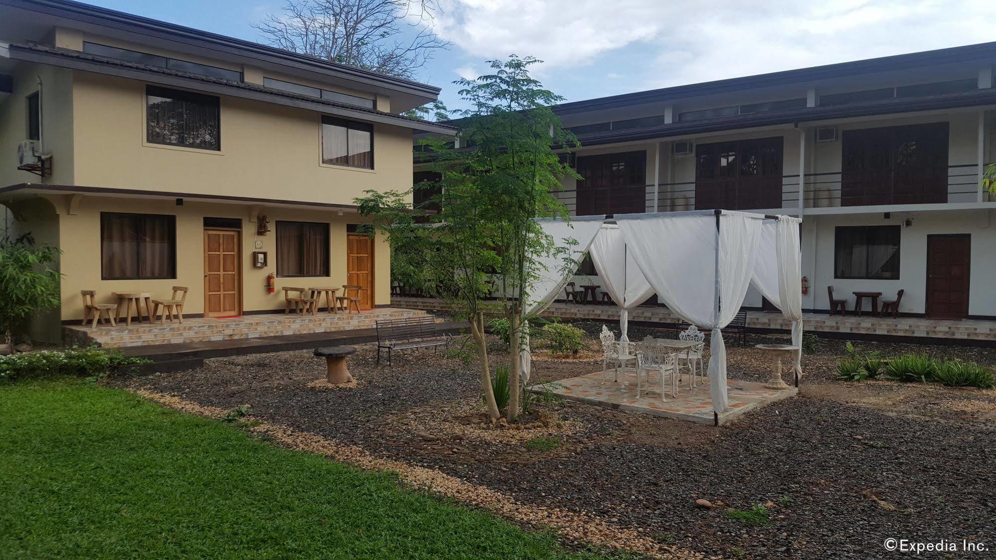 Ponce De Leon Garden Resort Powered By Aston Puerto Princesa Εξωτερικό φωτογραφία